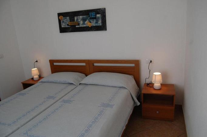 Bed and Breakfast C'E Posto Per Te SantʼAntìoco Exterior foto